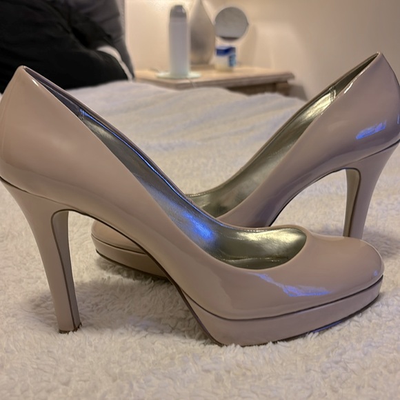 EUC Style & Co 4in heels with 1/2 in platform - Picture 1 of 7